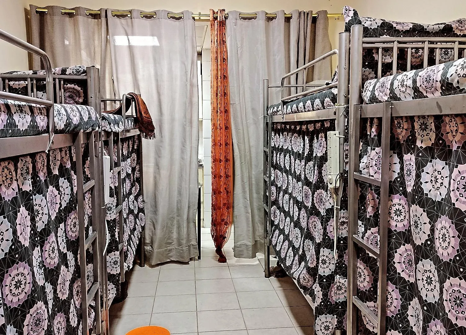 Rovers Boys Hostel Dubai Near Gold Souq Metro ОАЭ